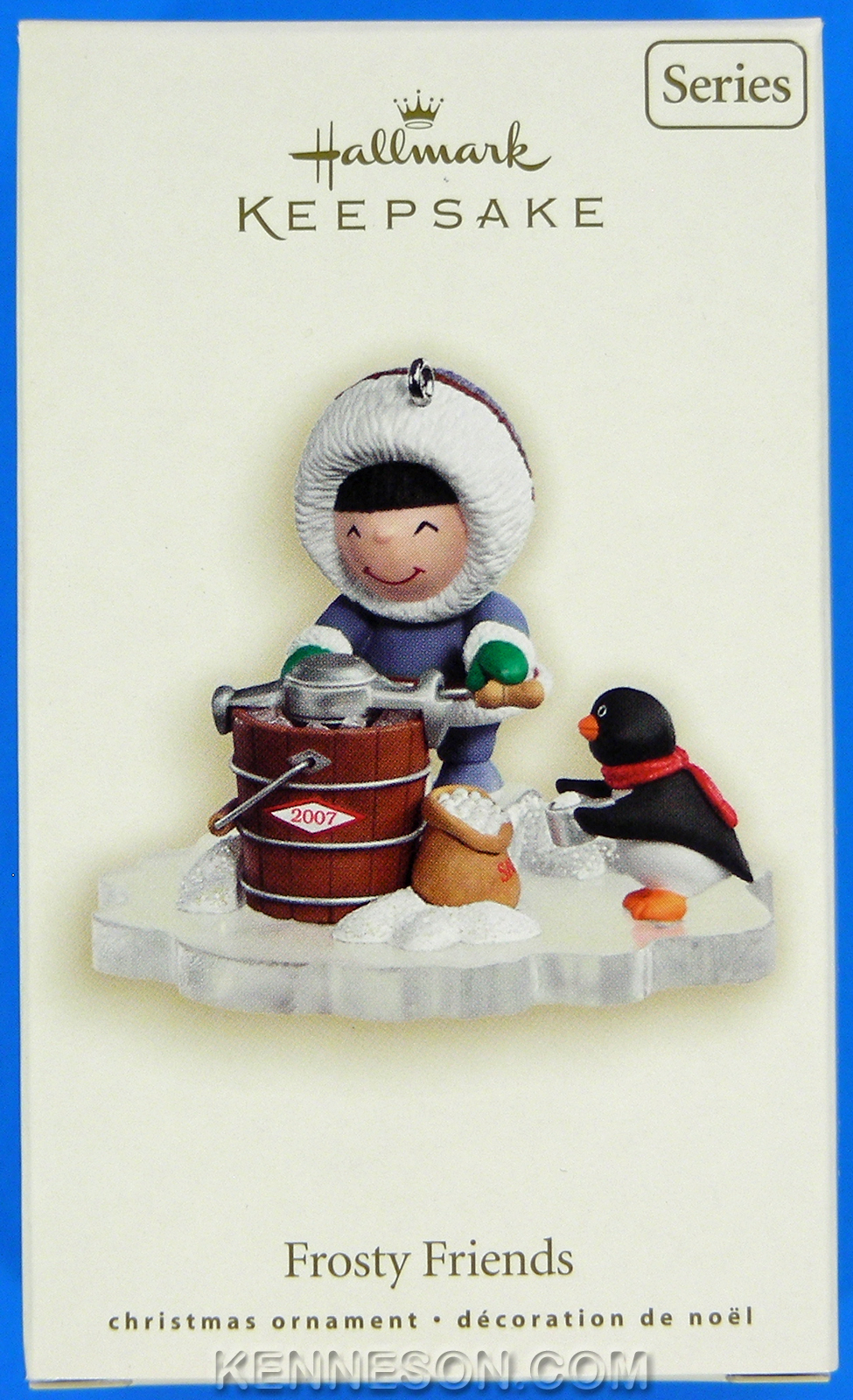 Frosted friends. Фигурки Hallmark. Фигурка Hallmark boy. Статуэтки Hallmark 2000 х годов. Hallmark Keepsake Christmas ornament описание.